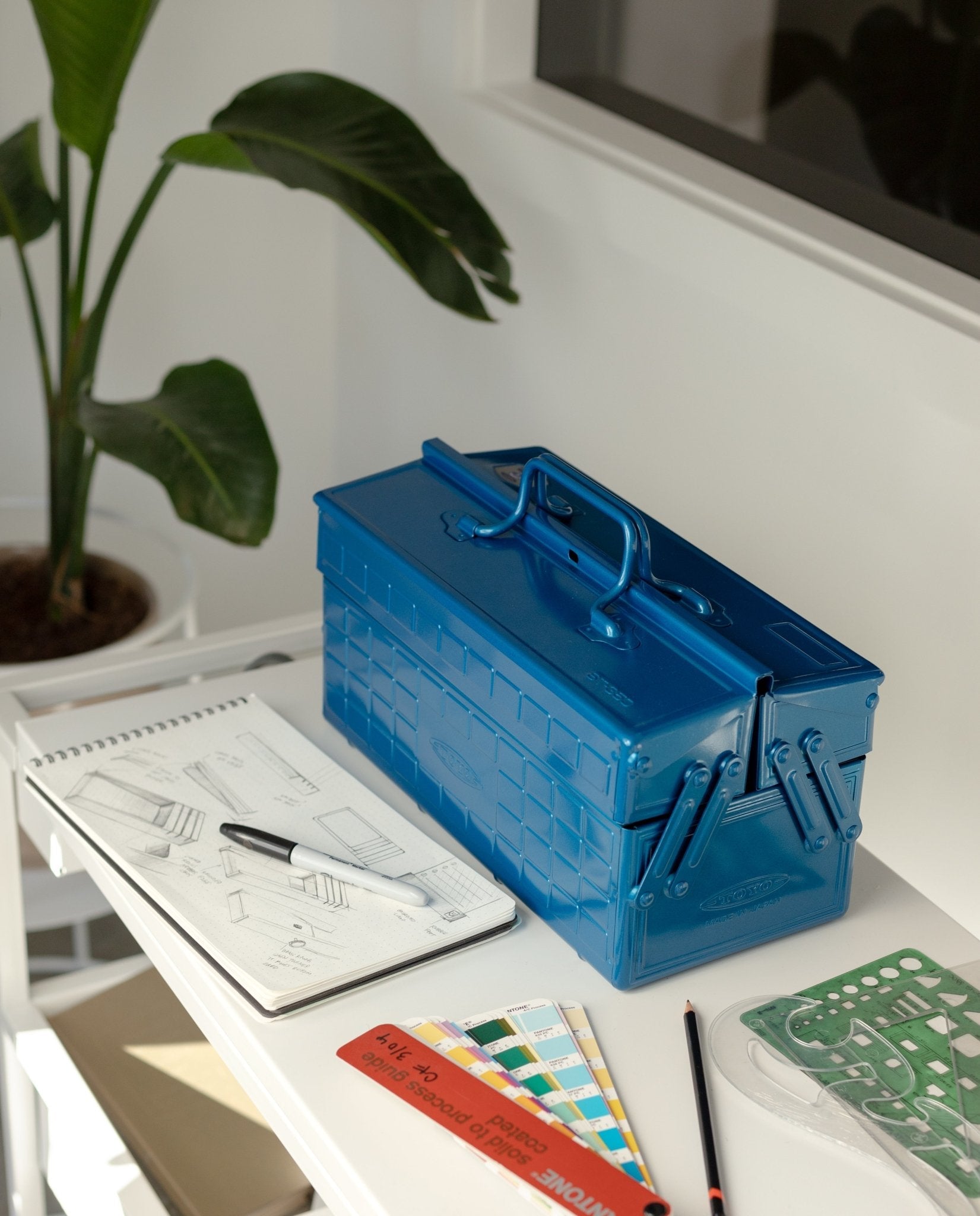 Toyo Steel Cantilever Toolbox ST-350