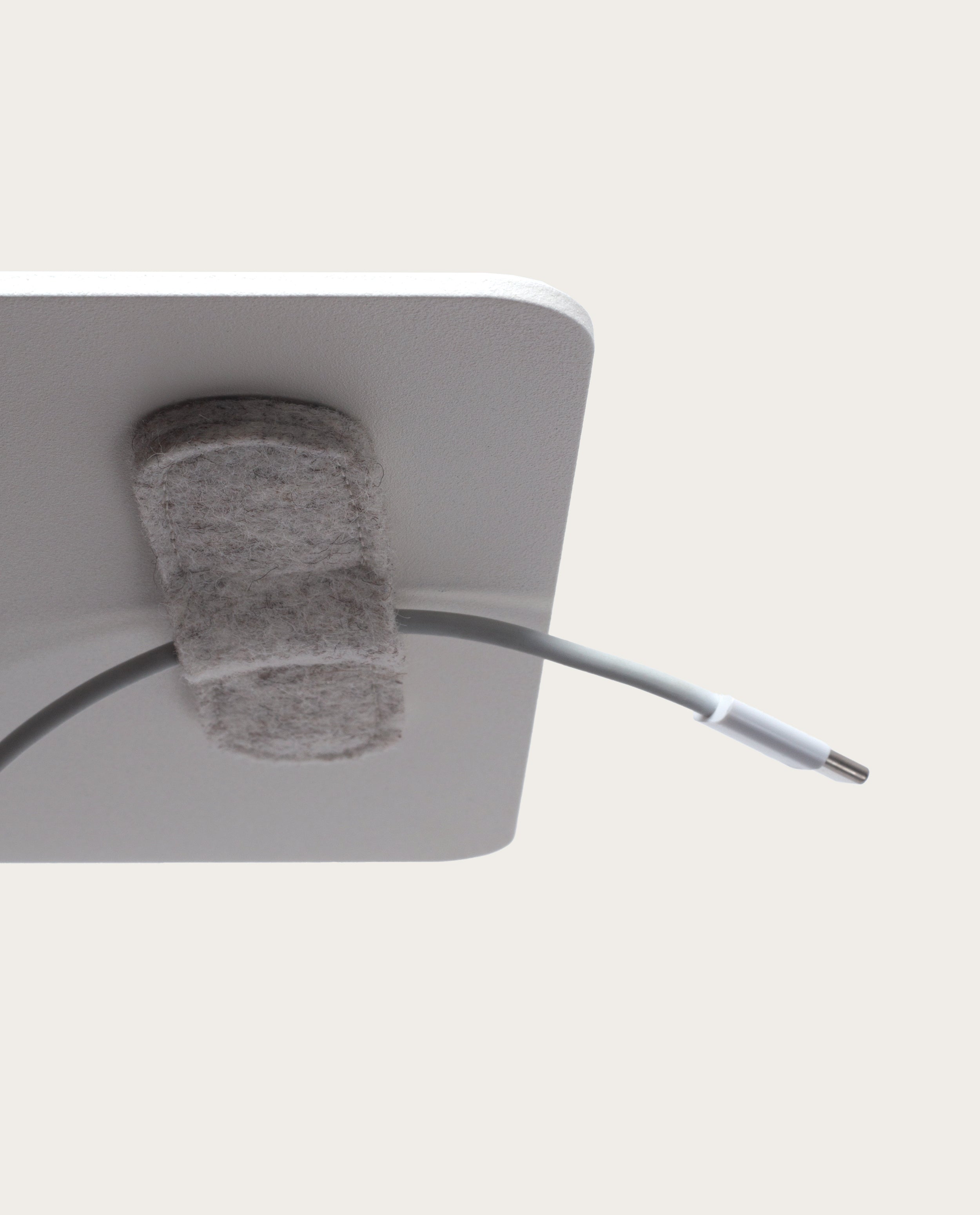 Magnetic Cable Keepers