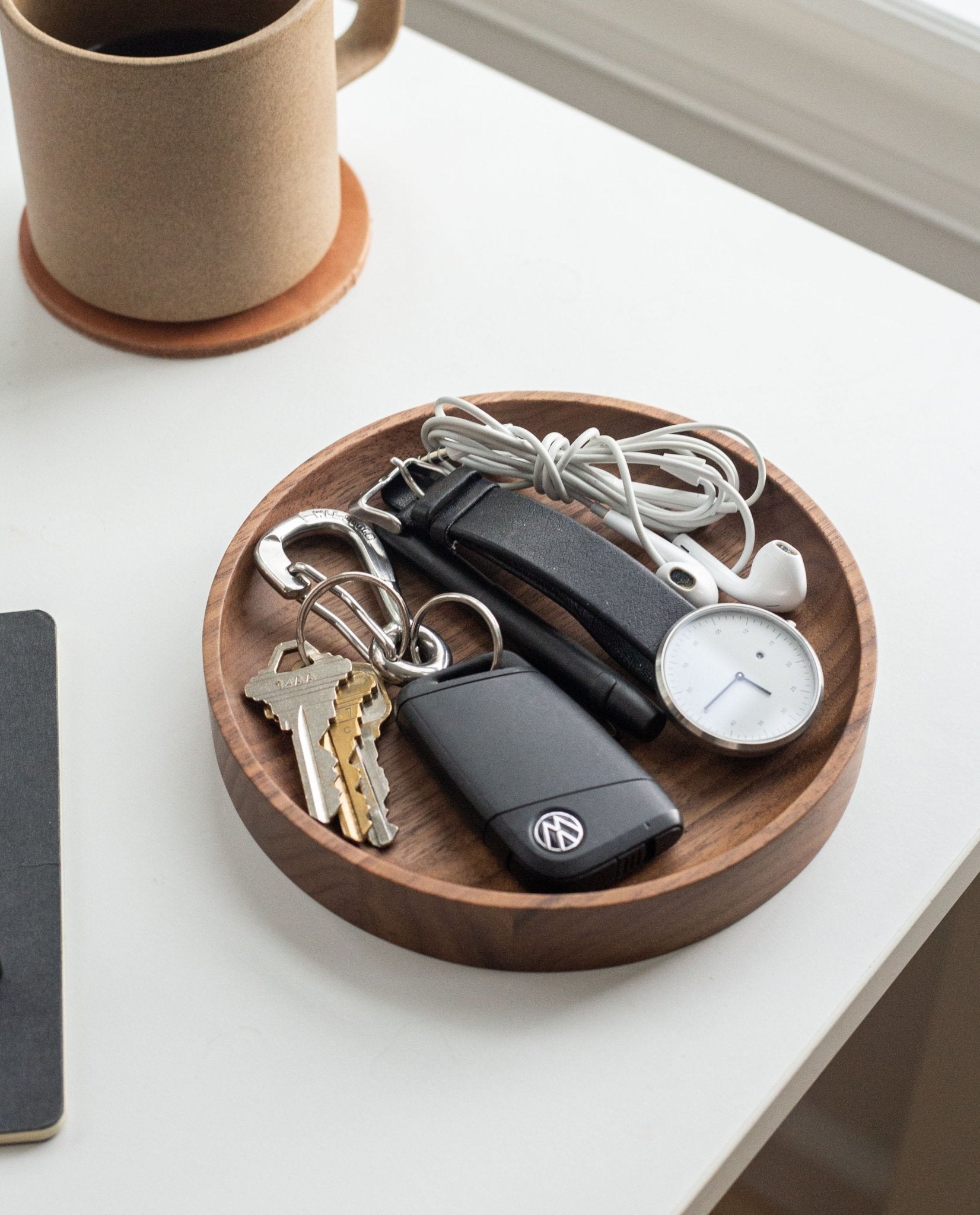 Round Valet Tray