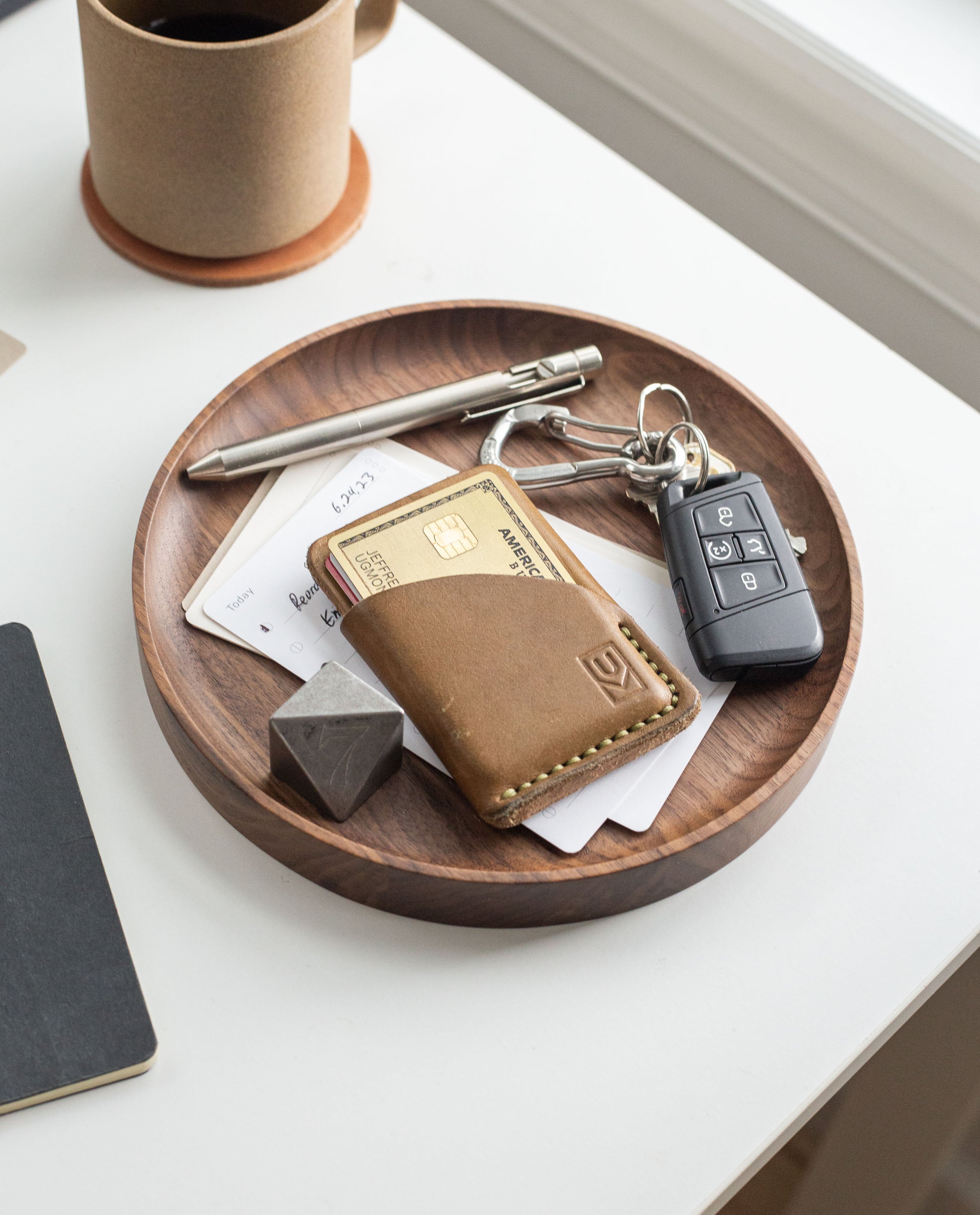 Round Valet Tray