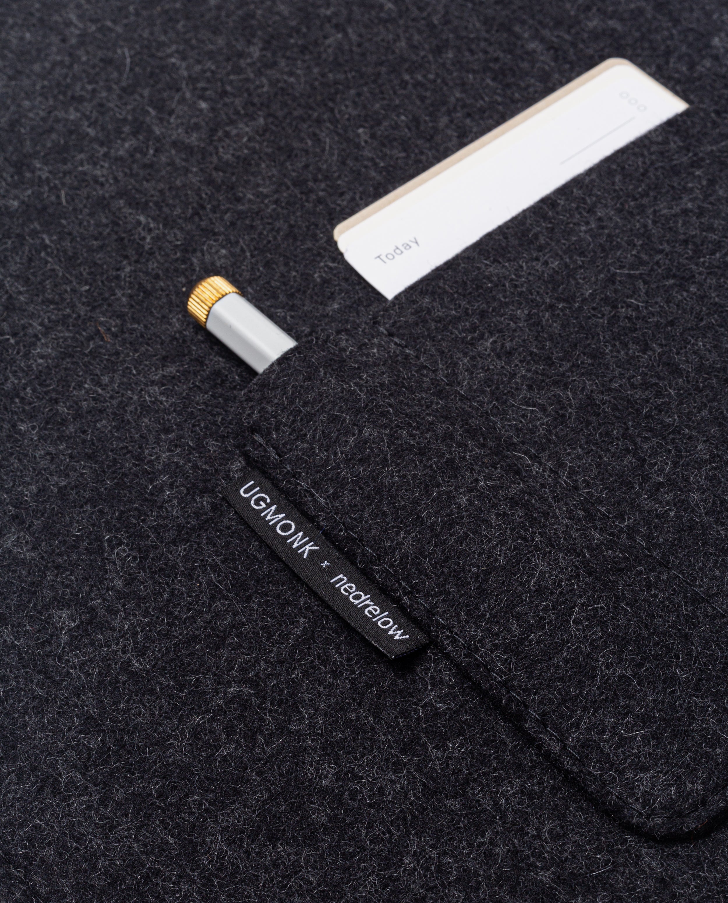 Magnetic Tablet Sleeve (Nedrelow x Ugmonk)