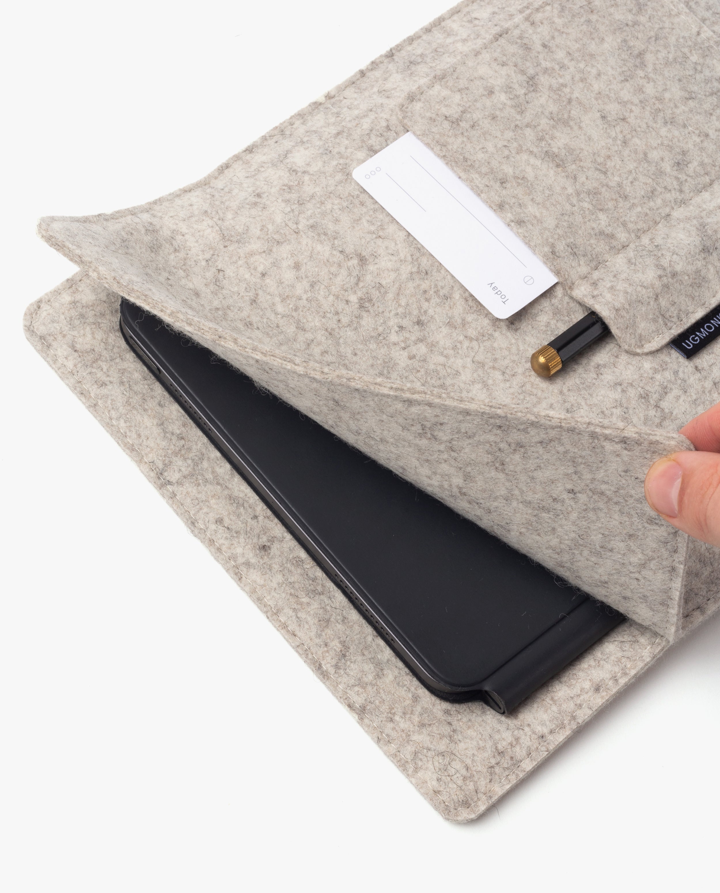 Magnetic Tablet Sleeve (Nedrelow x Ugmonk)