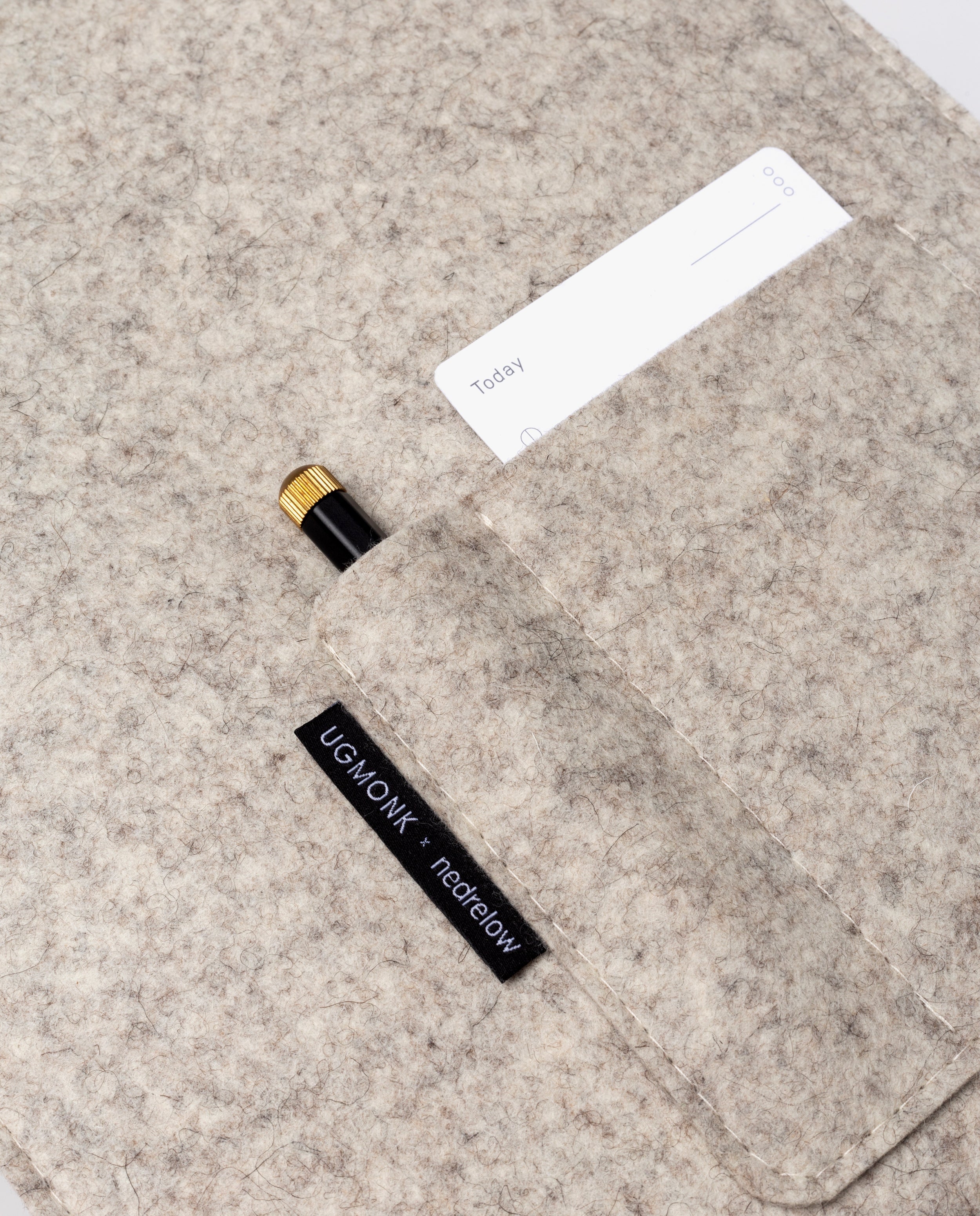 Magnetic Tablet Sleeve (Nedrelow x Ugmonk)