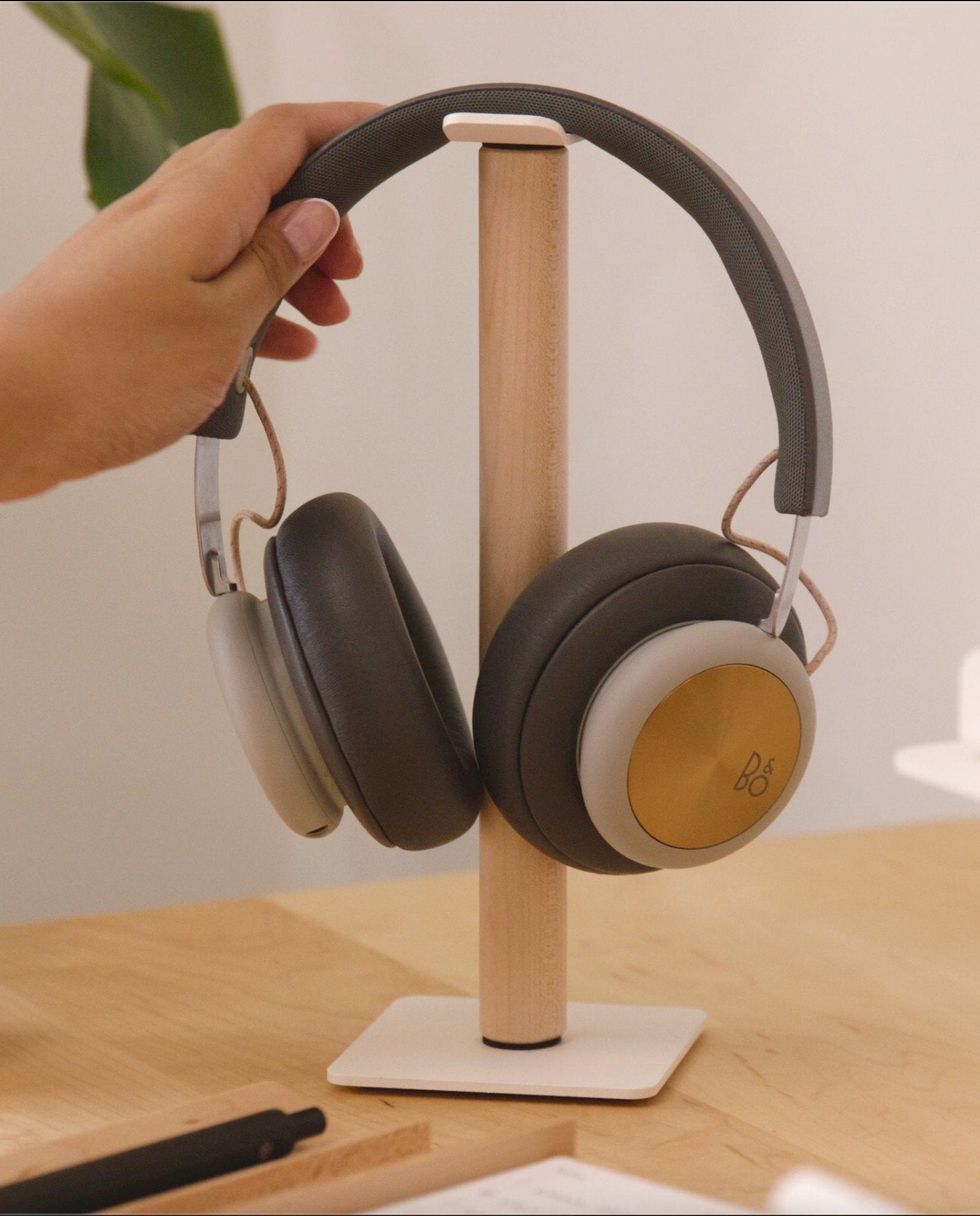 Gather Headphone Stand (1x1)