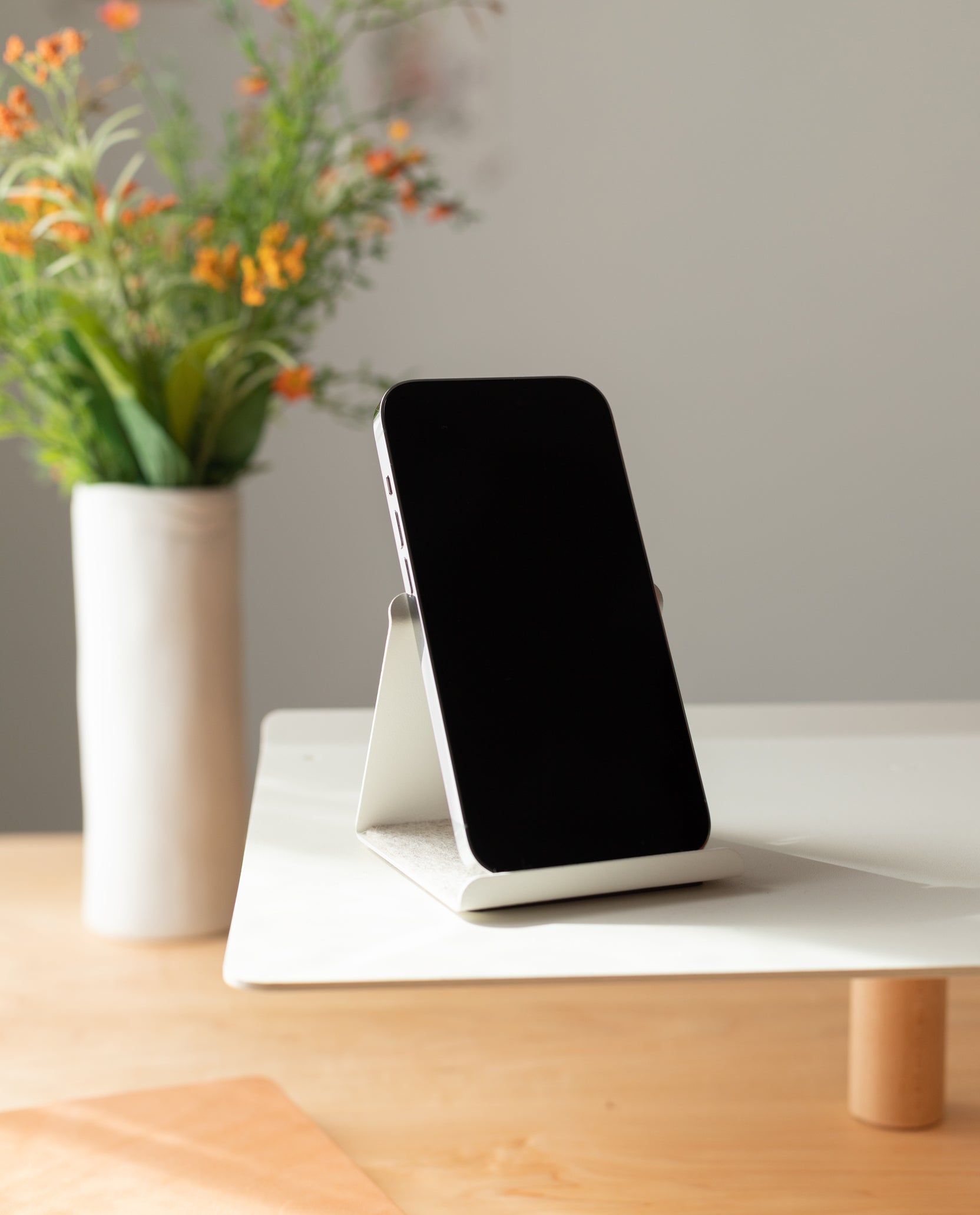 Gather Phone Stand