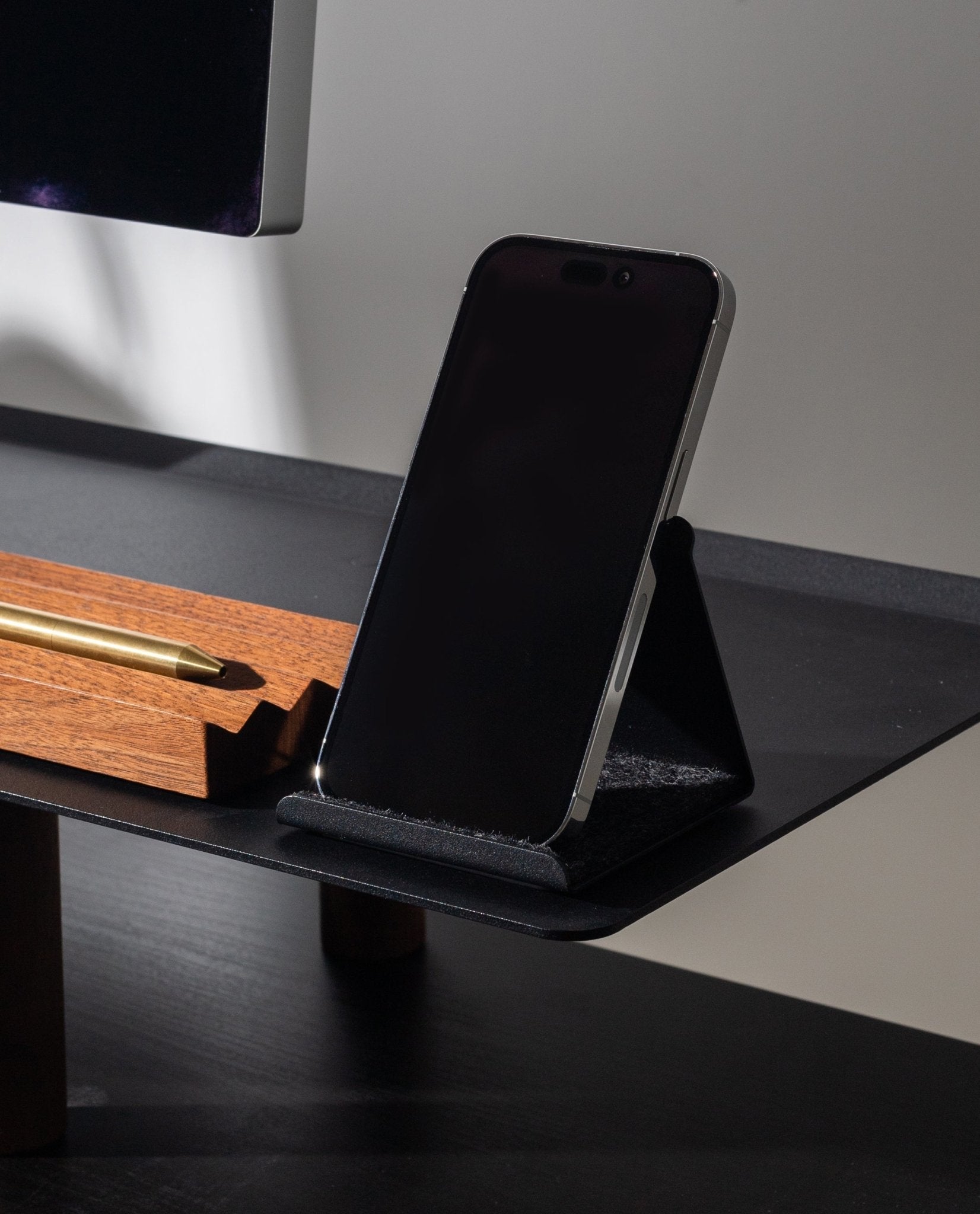 Gather Phone Stand