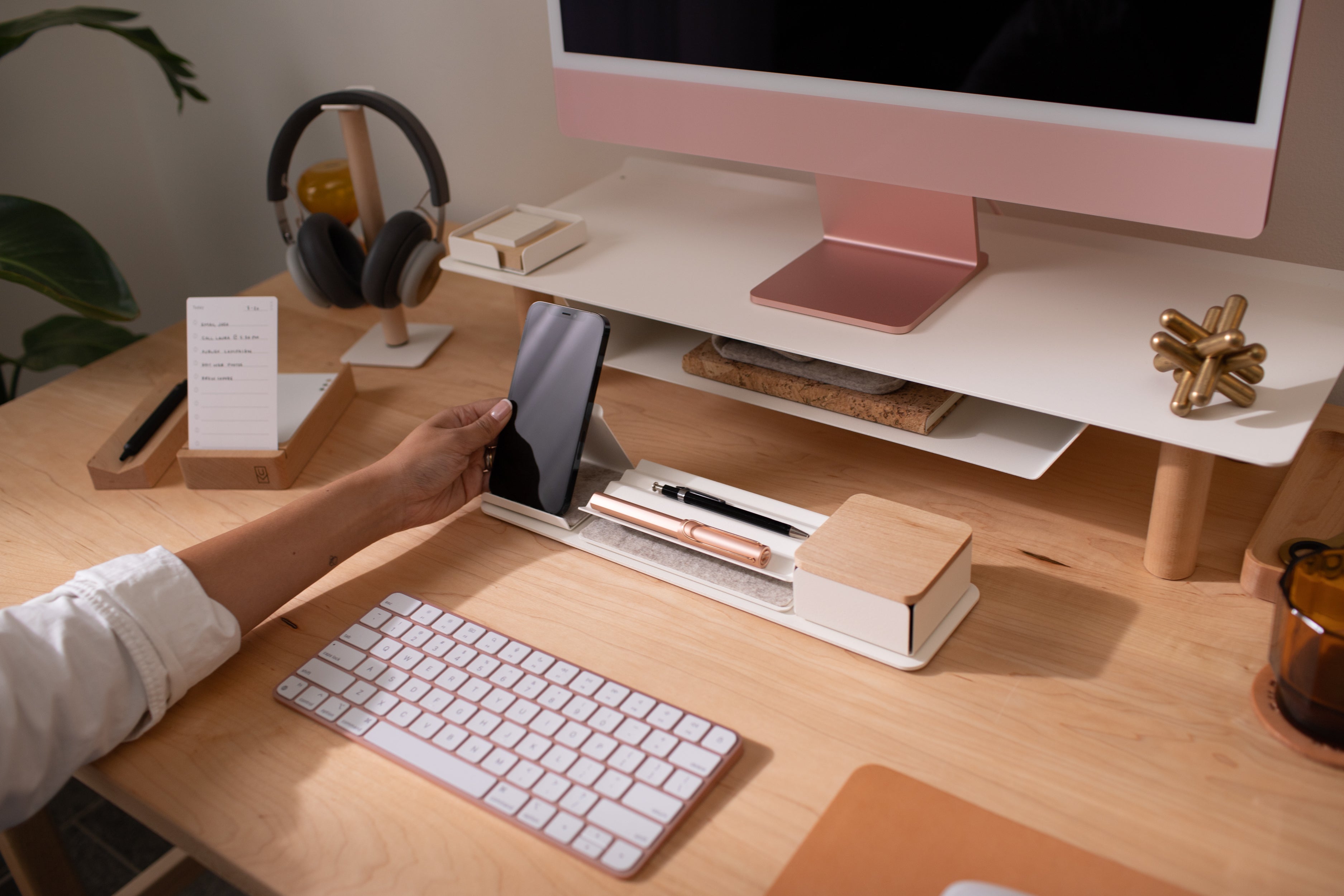 Gather Monitor Stand